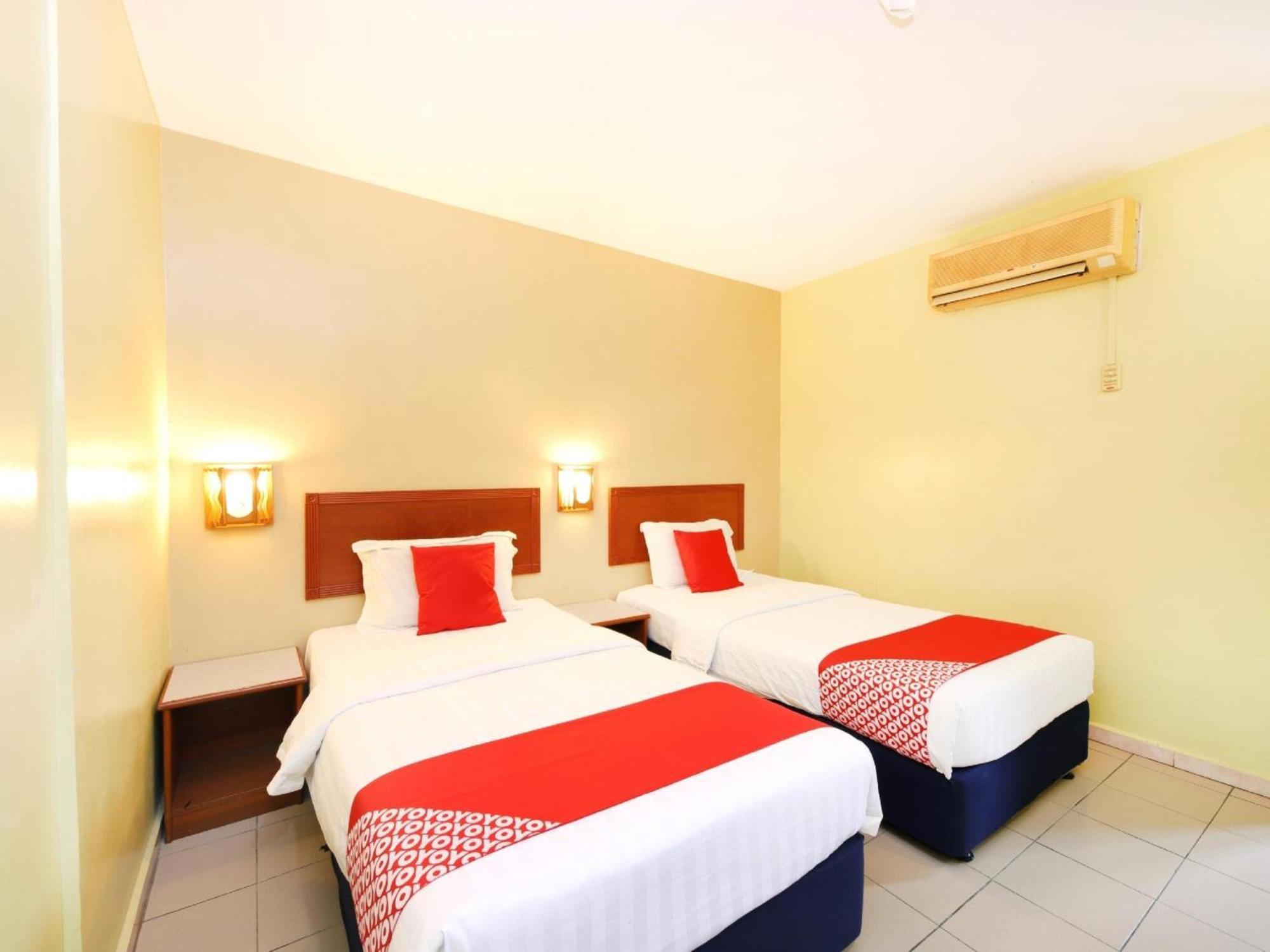 Super Oyo 447 Comfort Hotel Meru كلانغْ المظهر الخارجي الصورة